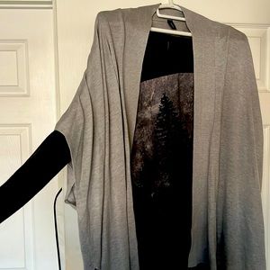 Woman’s top with two separate pieces.